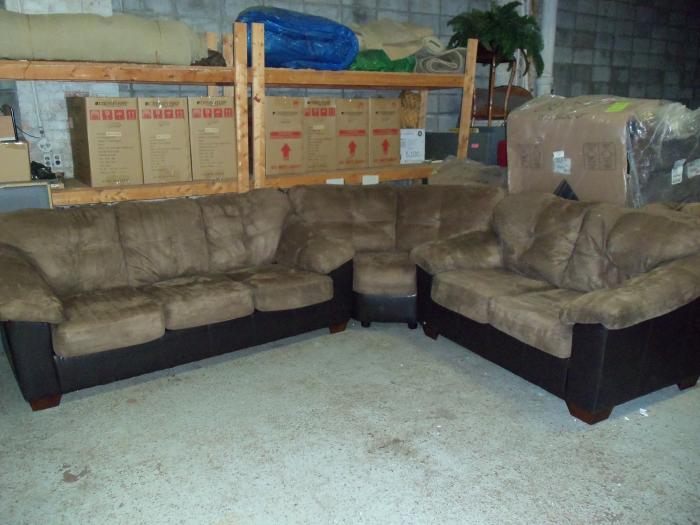 Ashley 3pc Carson Cocoa Sectional 001440 WAS: $1,399.99,Ashley