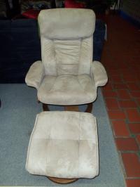 Mac Motion Mocha Recliner and Ottoman 001545 WAS: $469.99