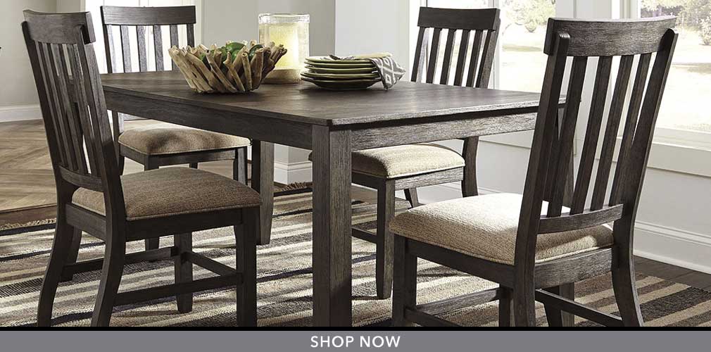 Dresbar Grayish Brown Rectangular Dining Room Table w/4 Side Chairs