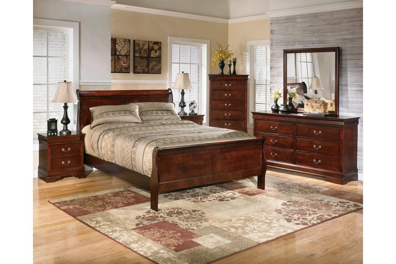 Alisdair King Sleigh Bed w/Dresser & Nightstand,January 29 2025 eCircular