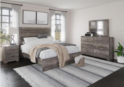 Ralinksi King Panel Bed with Dresser and Nightstand