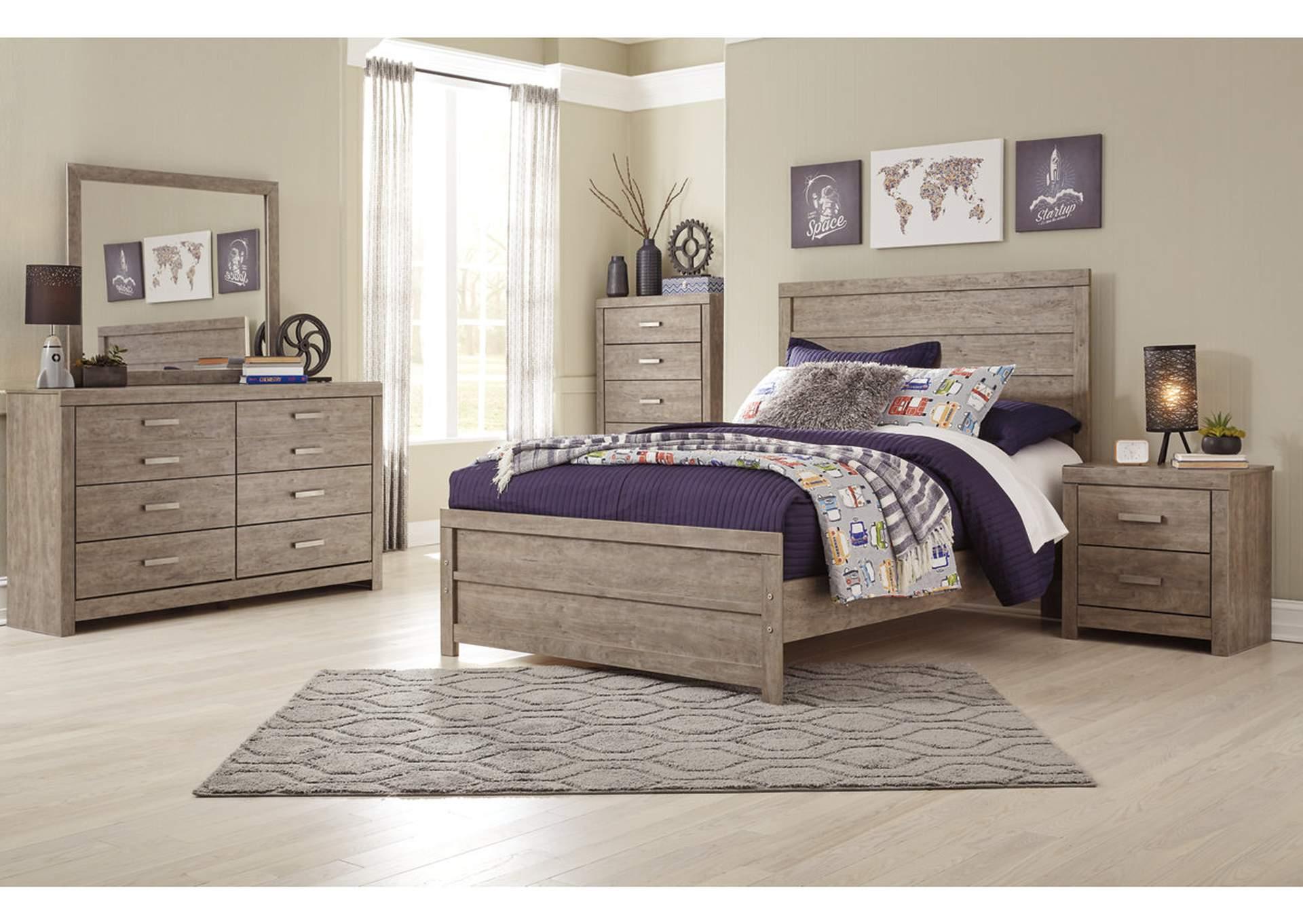 Culverbach Queen Panel Bed w/Dresser and Mirror,In-Store Product