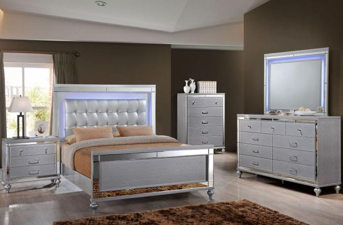 Complete Valentino Queen Bedroom Set,InStore Products