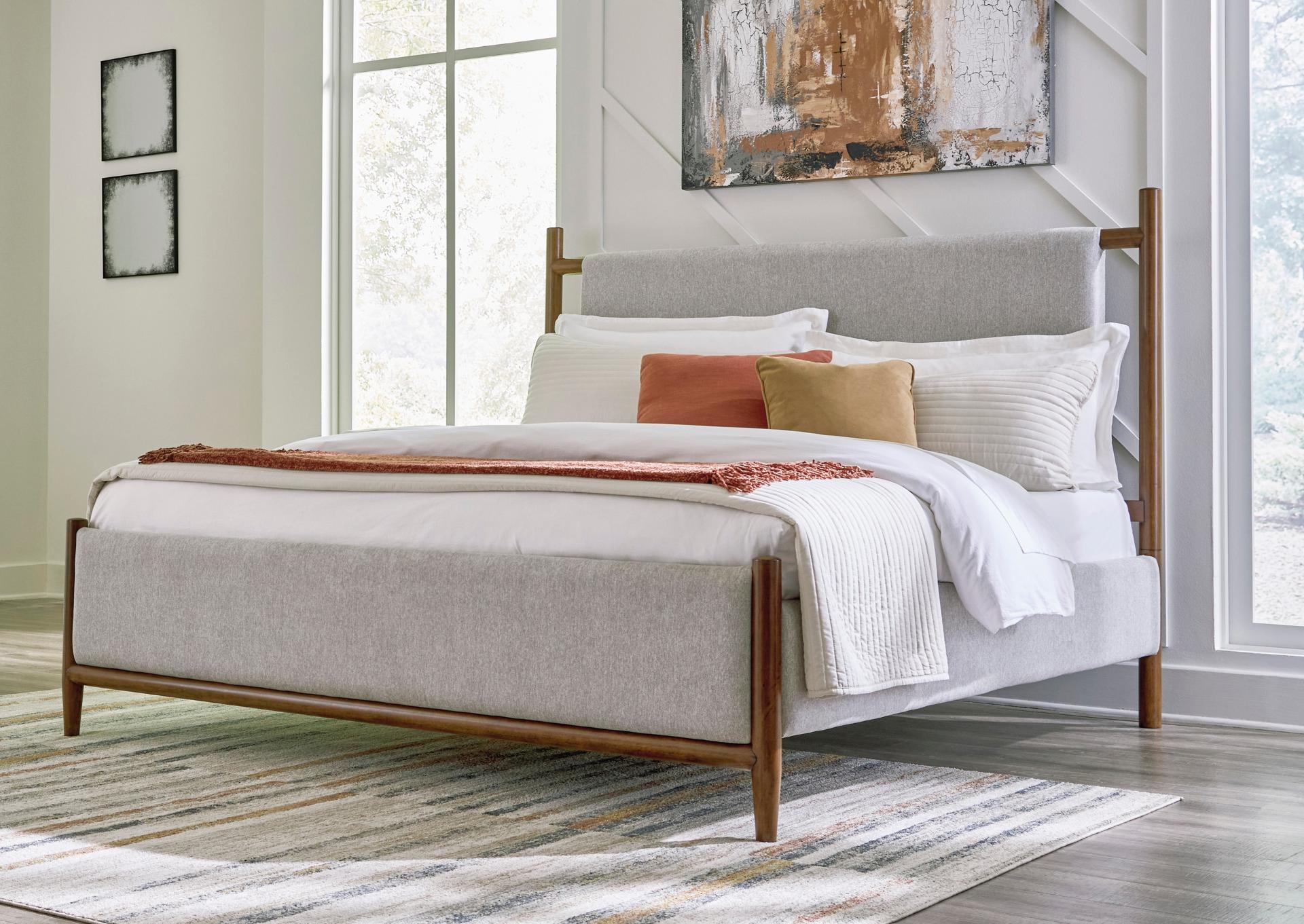 LYNCOTT KING UPHOLSTERED BED,ASHLEY FURNITURE INC.