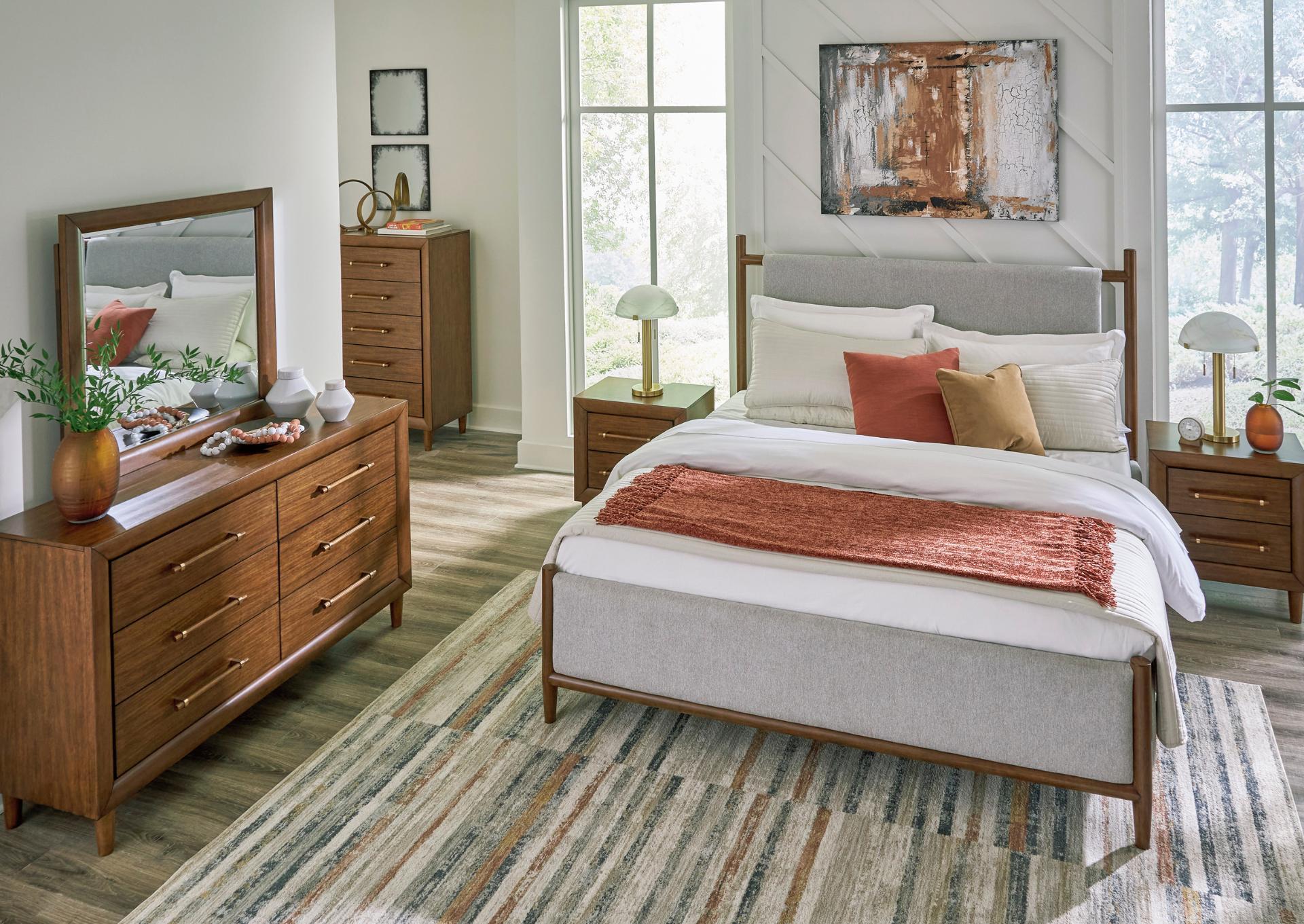 LYNCOTT KING UPHOLSTERED BED,ASHLEY FURNITURE INC.