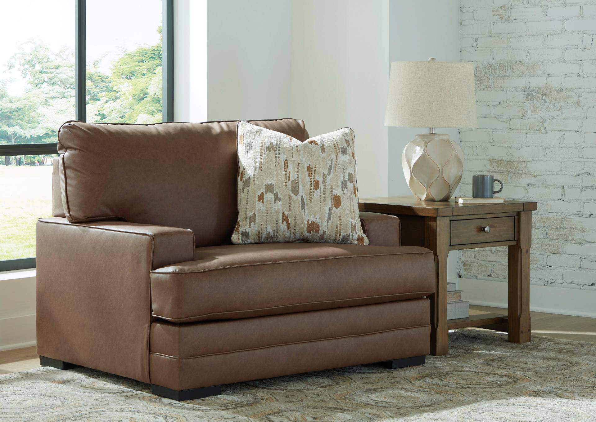 VILLACOURT CARAMEL OVERSIZED CHAIR,ASHLEY FURNITURE INC.