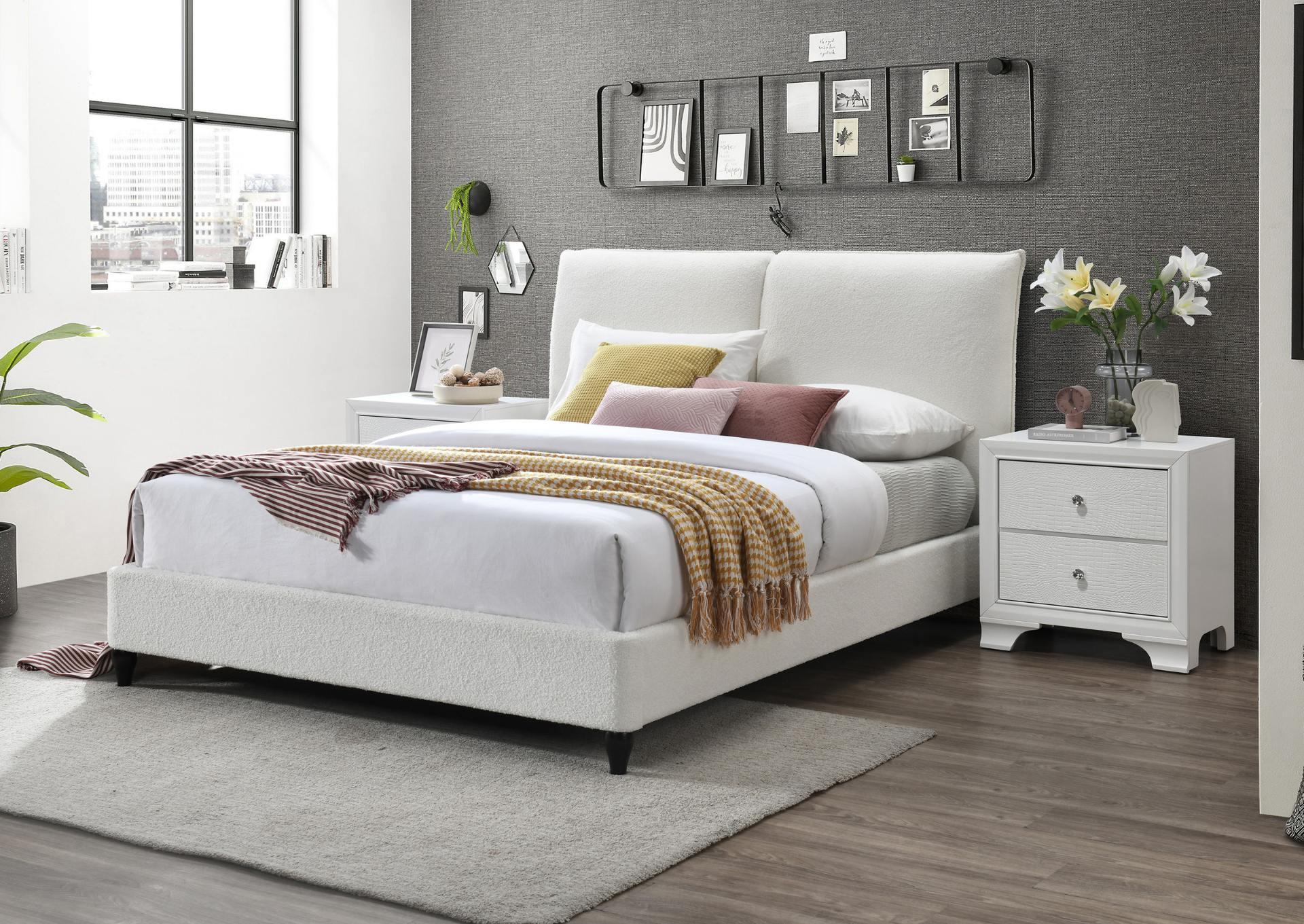 JENN WHITE QUEEN BED,CROWN MARK INT.