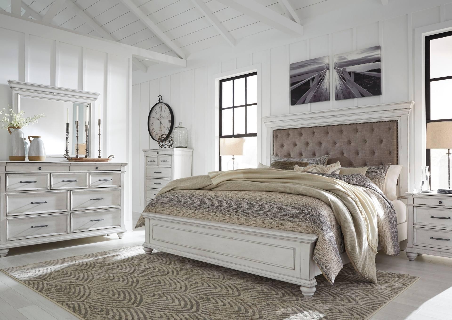 KANWYN QUEEN UPHOLSTERED PANEL BED,ASHLEY FURNITURE INC.