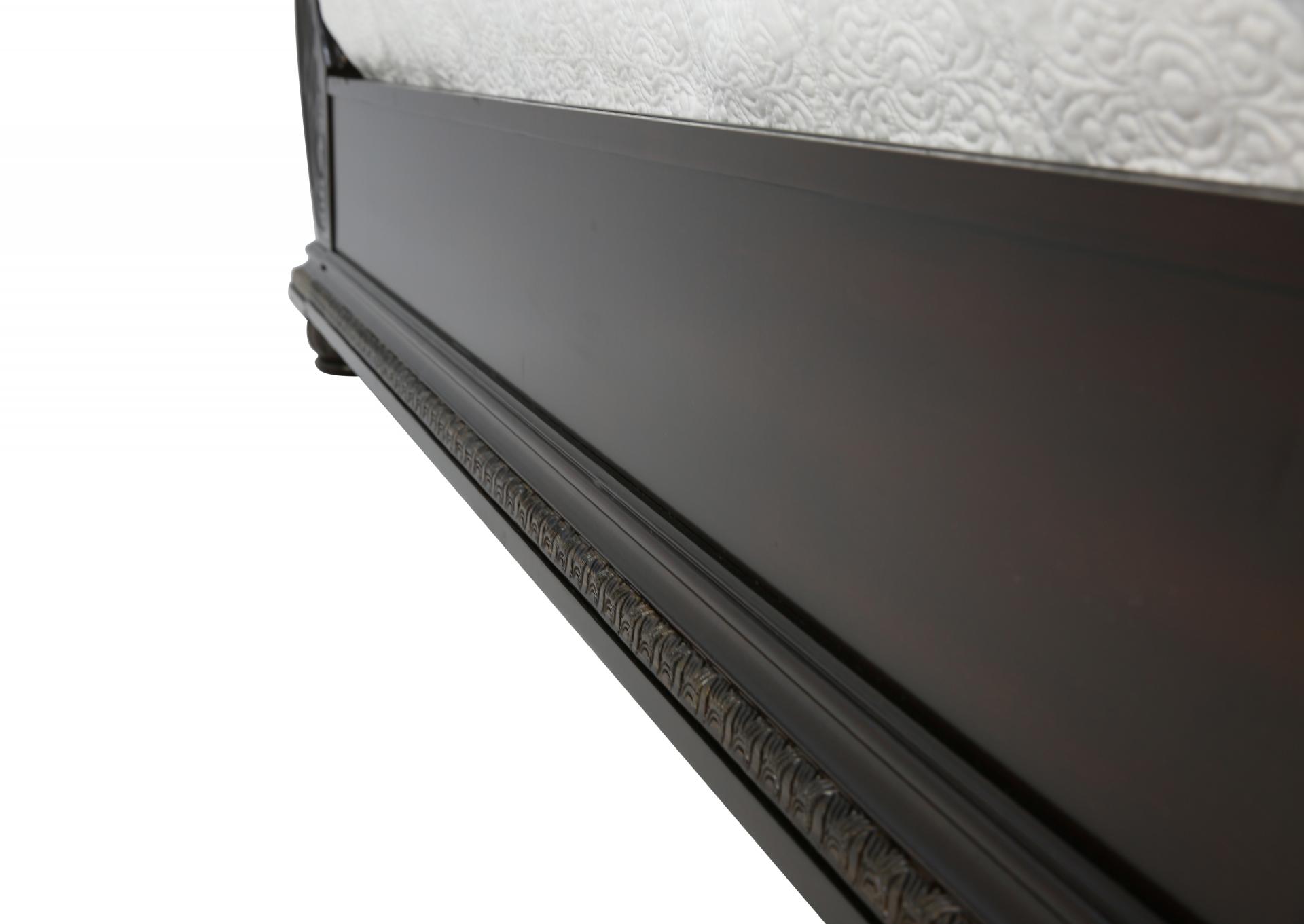 STANLEY CHERRY KING BED,CROWN MARK INT.