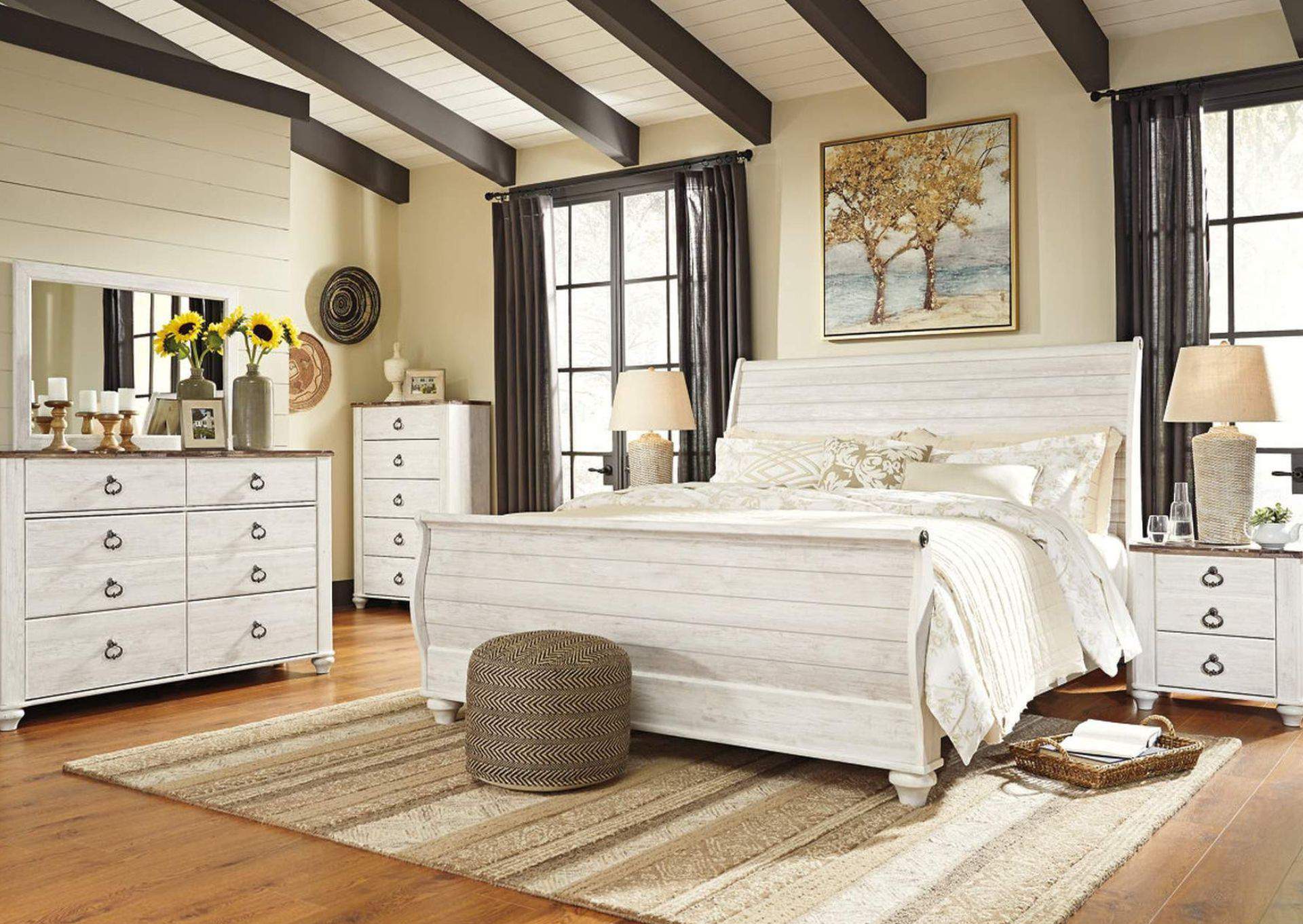 WILLOWTON QUEEN BED SLEIGH WHITE,ASHLEY FURNITURE INC.