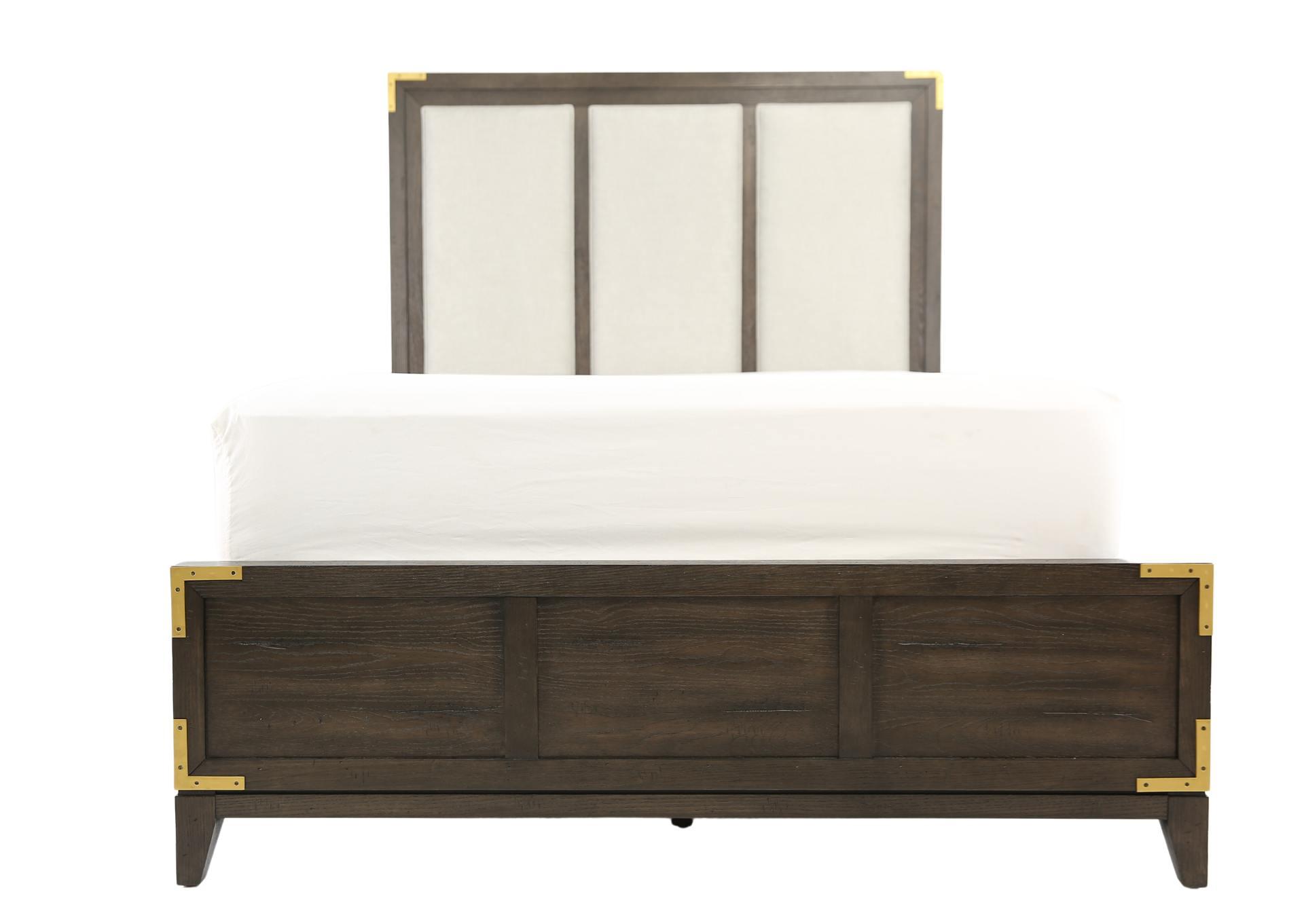 YOSEMITE KING UPHOLSTERED BED