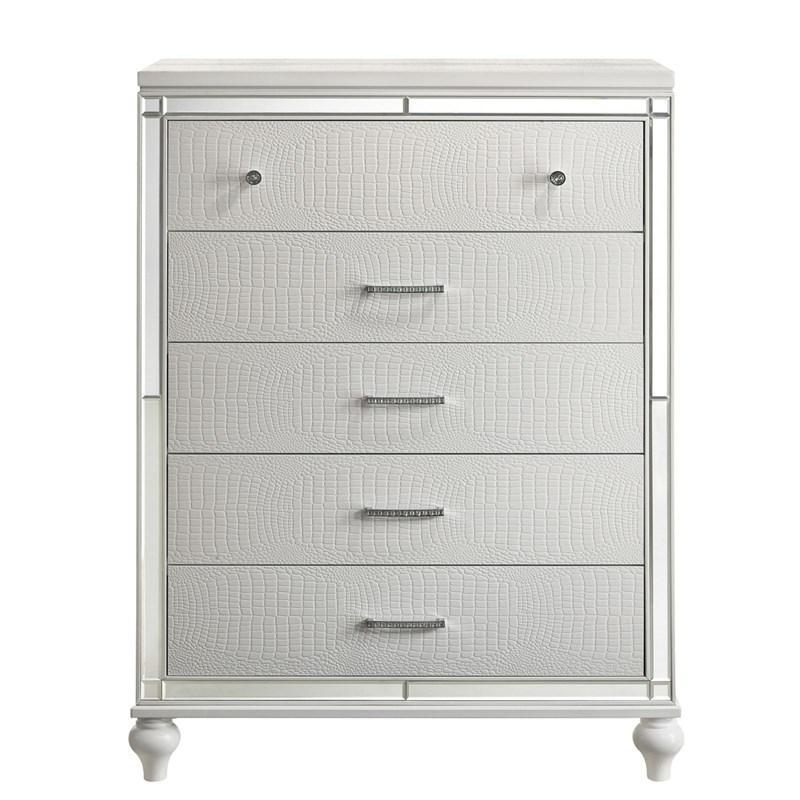 5 Drawer Chest in White Finish