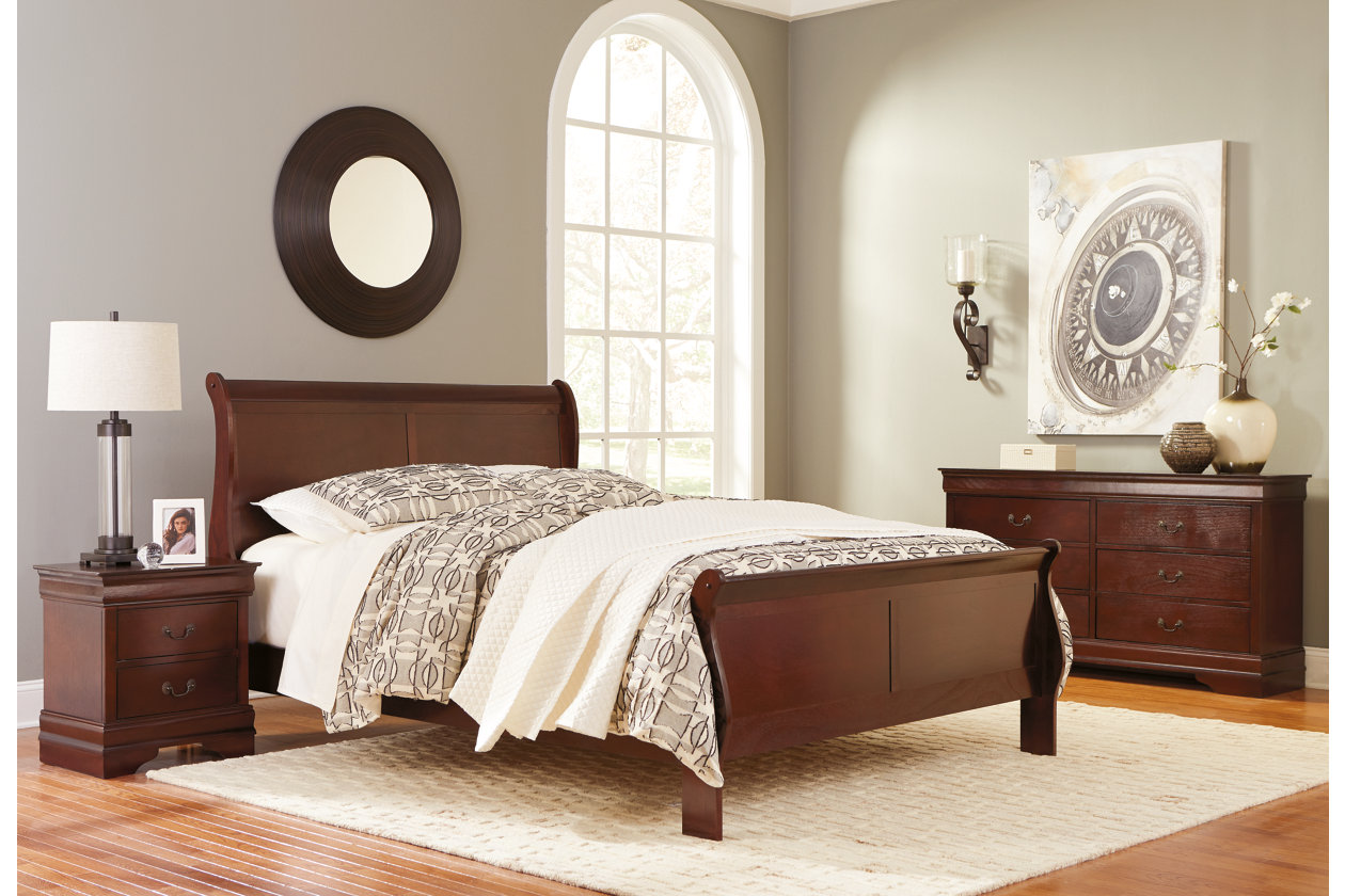 Alisdair Queen Sleigh Bed with Mirrored Dresser,Back to School Savings