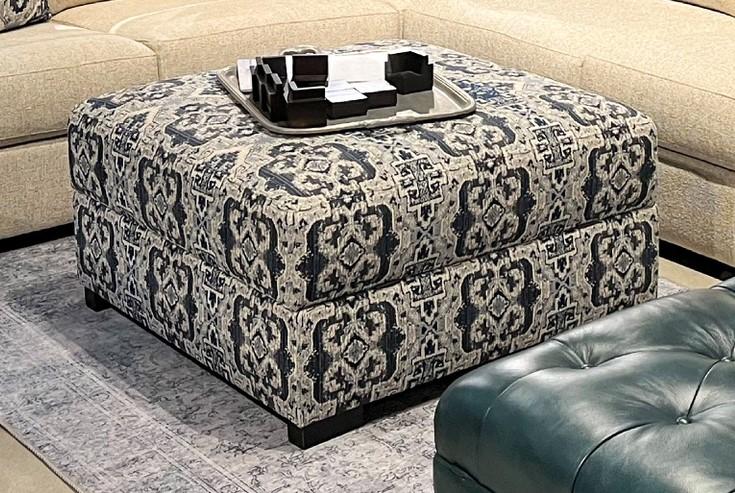 Chalurnik Indigo Ottoman