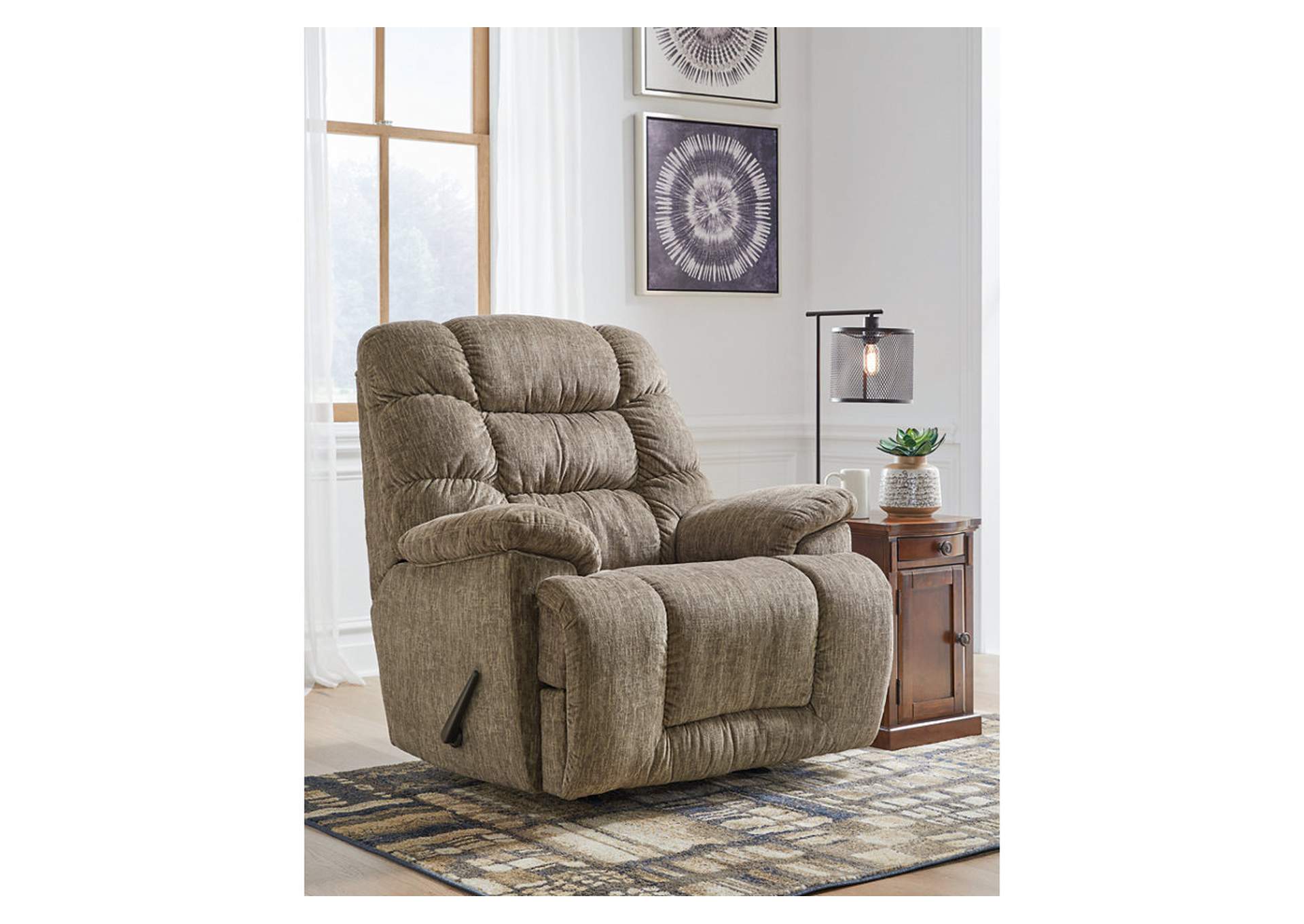 Bridgtrail Recliner,Free in February 2025